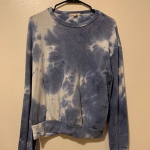 Crew neck tie dye sweater
